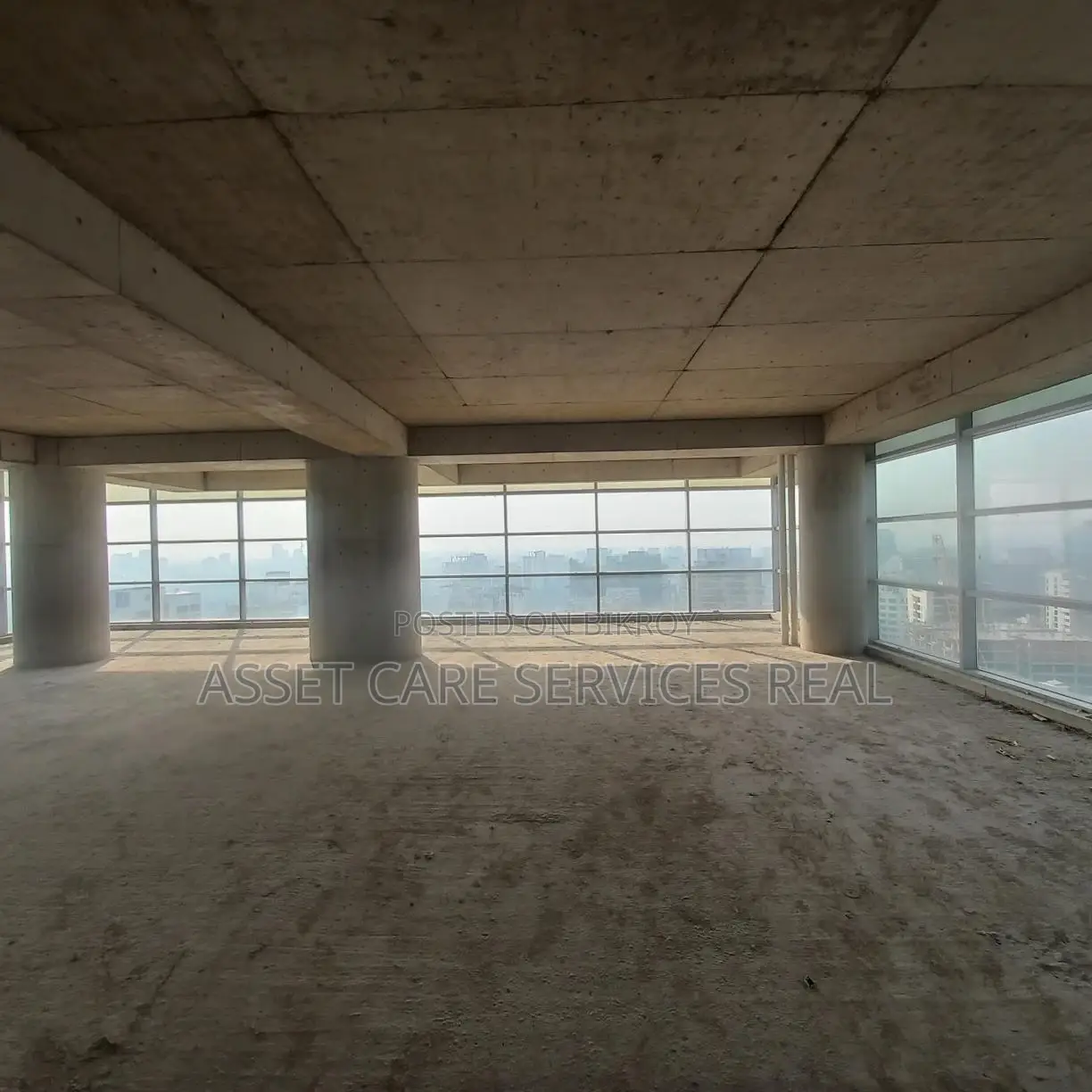 Exclusive New Commercial Floor 8400 Sq Ft @ Gulshan 2 Circle in Gulshan