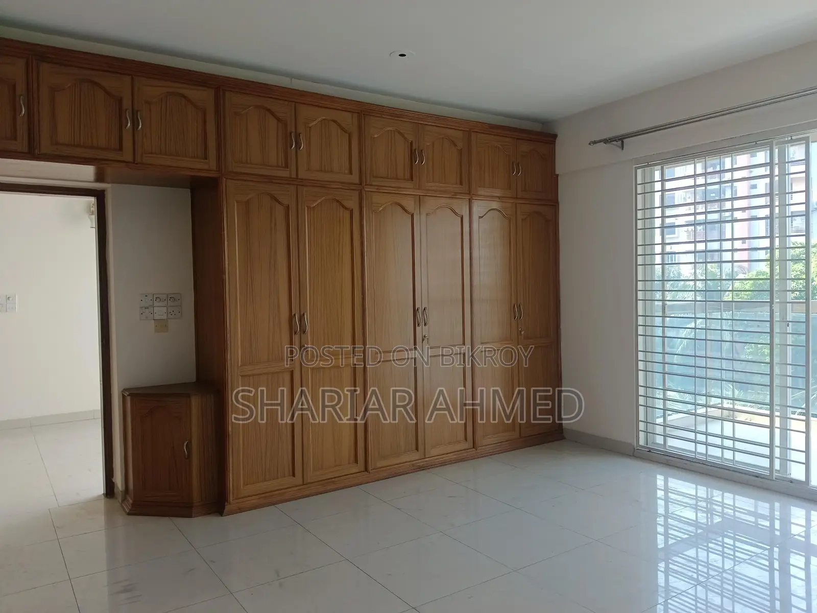2430 Sqft Good Sunlight Un-Furnished Apartment For Rent In Gulshan 1 in Gulshan