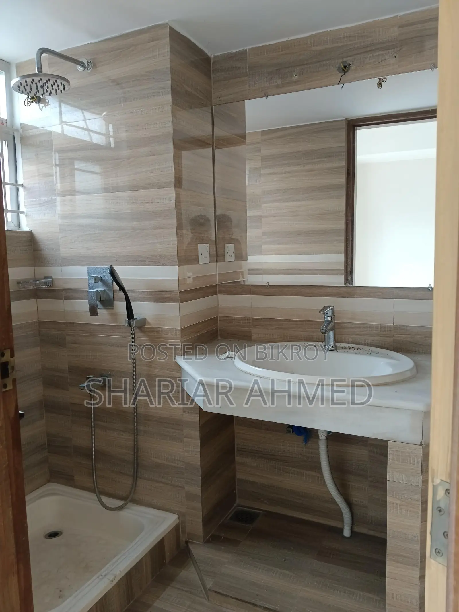 4 Bed 3080 Sqft Un-Furnished Apartment For Rent In Gulshan 2 in Gulshan