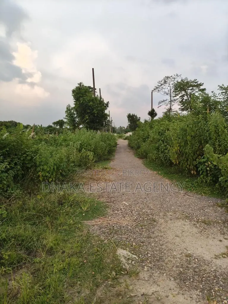 Sector-10, Urgent 5 Katha Plot Sale in Khilkhet
