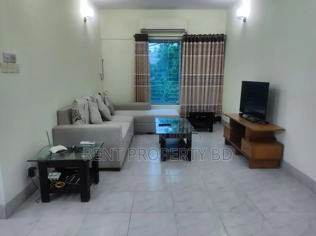 Gulshan Fully Furnished Apartment Rent 3 Bed Rooms in Gulshan