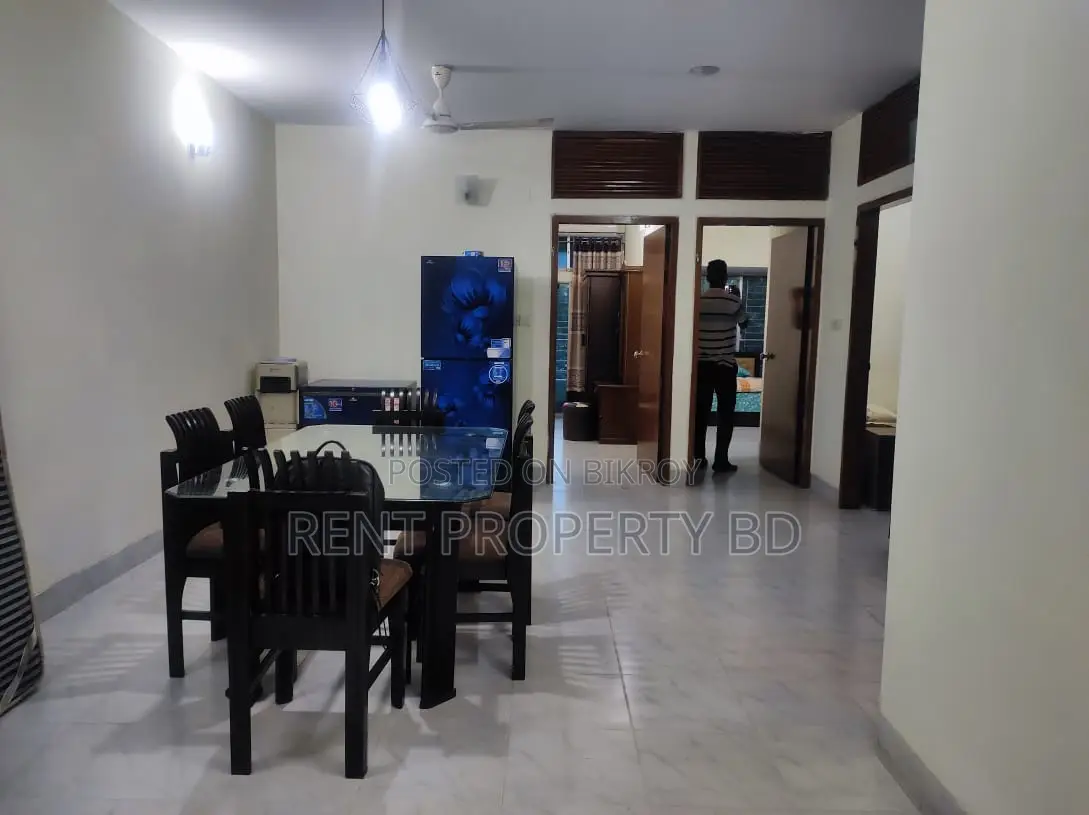 Gulshan Fully Furnished Apartment Rent 3 Bed Rooms in Gulshan