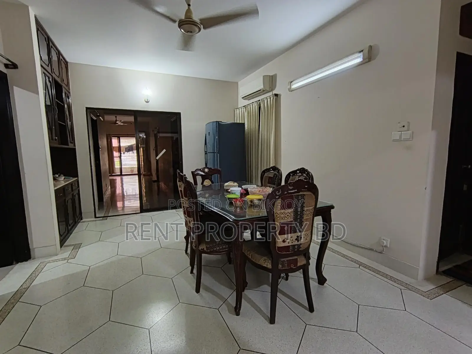 4 Bed Fully Furnished Apartment Rent At Gulshan-2 in Gulshan
