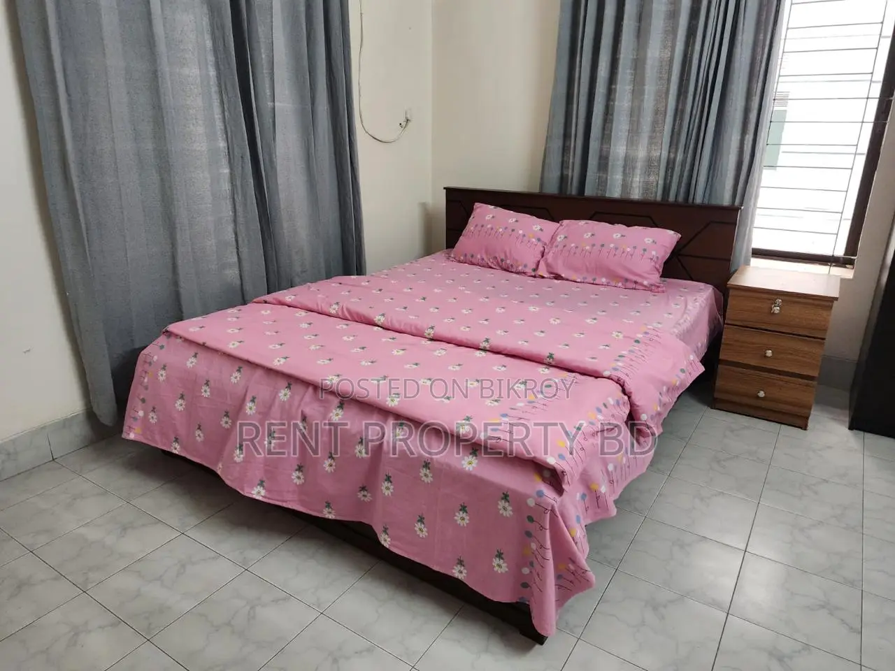 4 Bed Fully Furnished Apartment Rent At Gulshan-2 in Gulshan