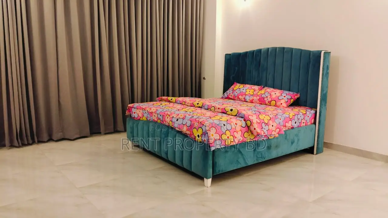 Luxurious Full Furnished Flat For Rent In Gulshan in Gulshan