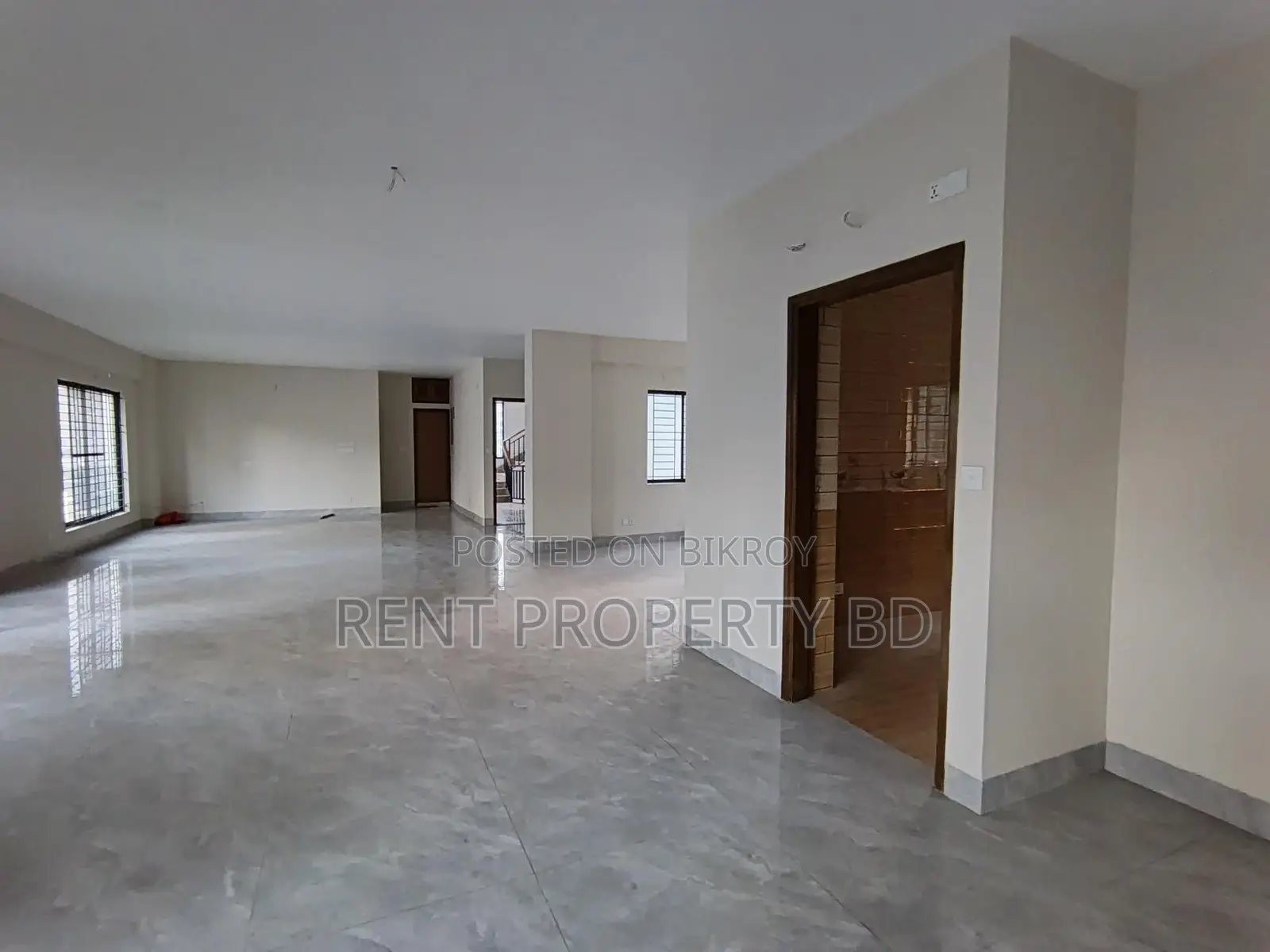 3500 Sft Luxury Office Space Rent At Gulshan-2 in Gulshan