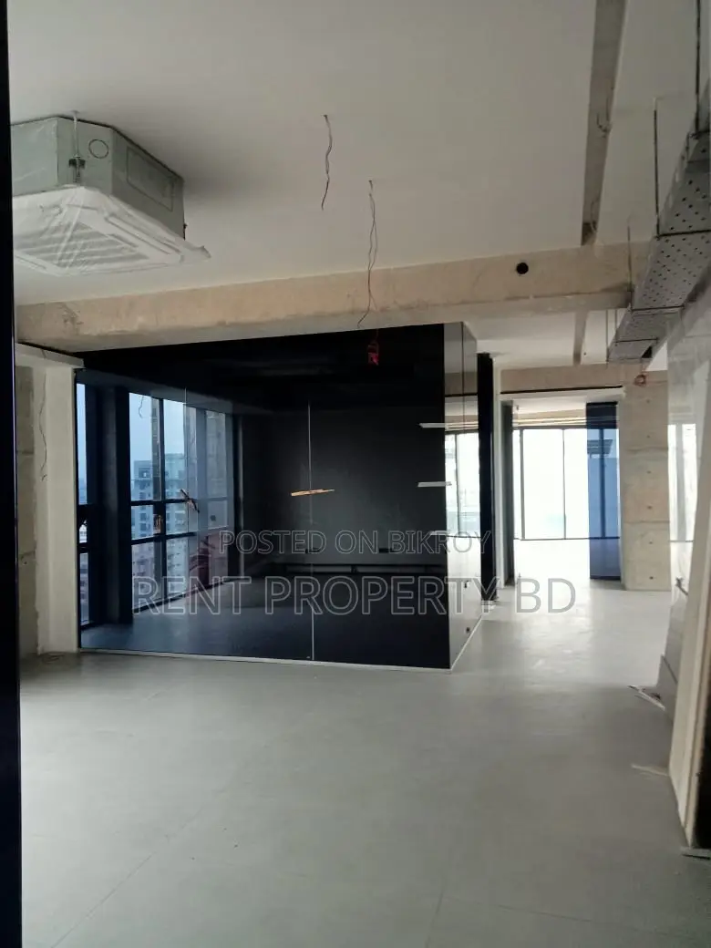 New Building Commercial Office Space For Rent In Gulshan in Gulshan