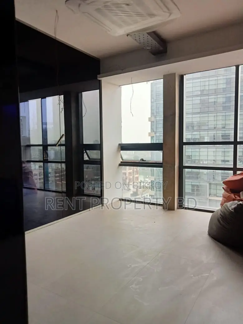 New Building Commercial Office Space For Rent In Gulshan in Gulshan