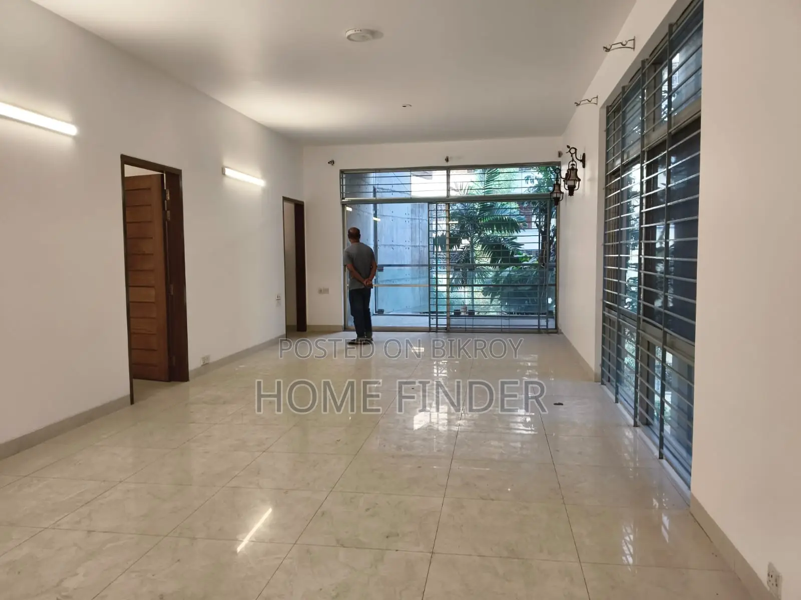 3440 Sqft Un-furnished Apartment For Rent In Gulshan-2 in Gulshan