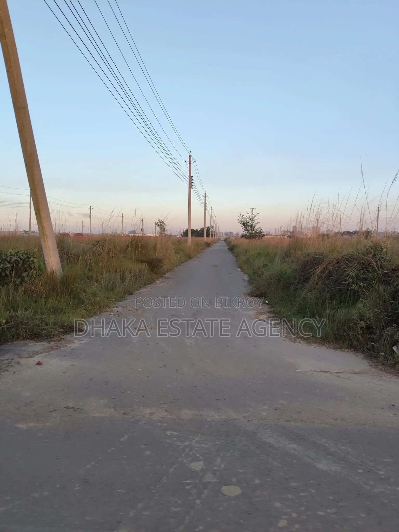 Block K, 40 Katha Plot with 2-Way Road Access (South/North) in Basundhara