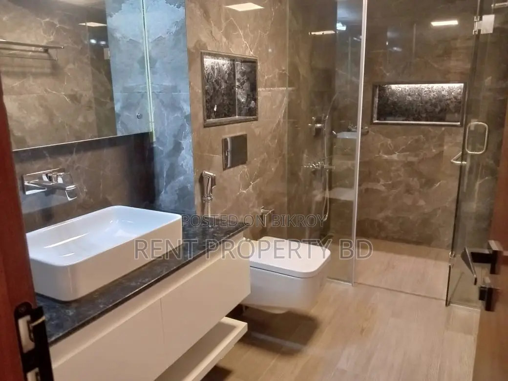 Expensive 4 Bed Apartment Rent At Gulshan-2 in Gulshan