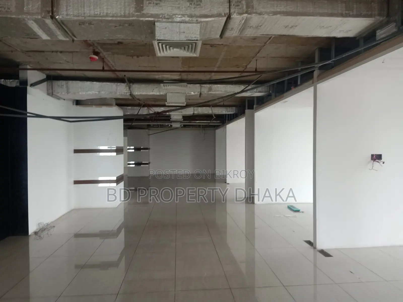 3700sqft Nice open modern commercial space rent in Gulshan Avenue in Gulshan