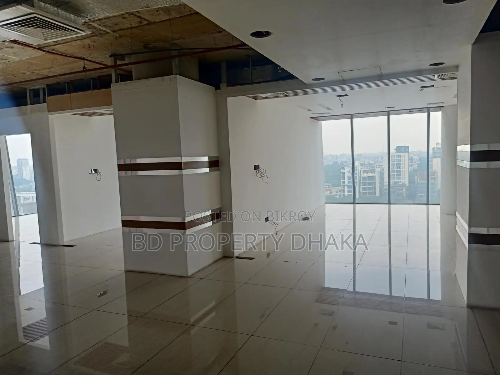 3700sqft Nice open modern commercial space rent in Gulshan Avenue in Gulshan