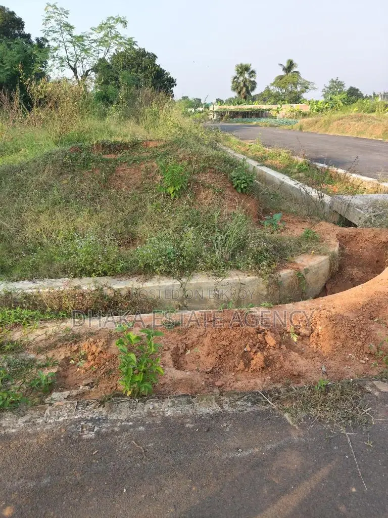 URGENT SECTOR=8= 7.50 KATHA in Purbachal
