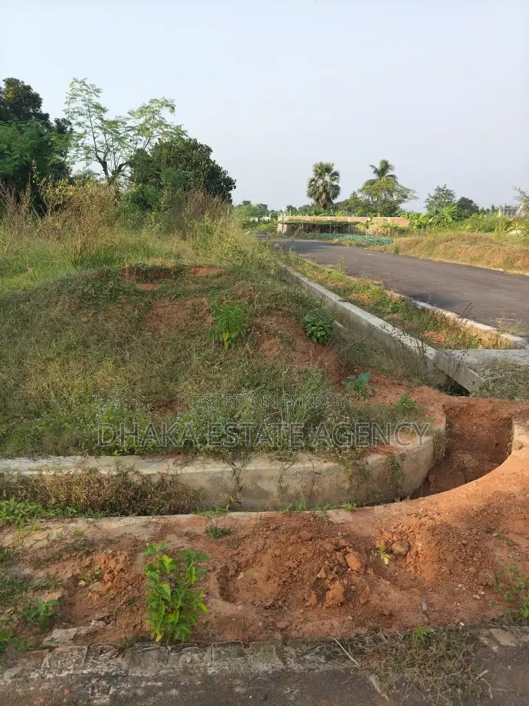 URGENT SECTOR=8= 7.50 KATHA in Purbachal