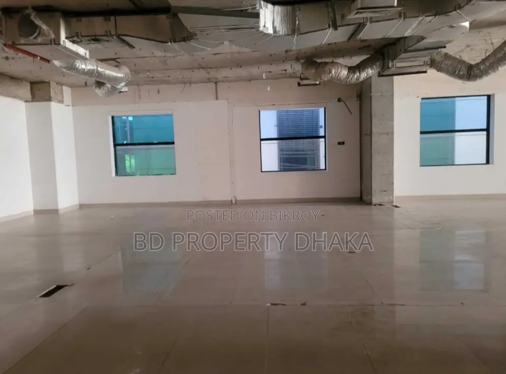 3000sqft Nice Open Commercial Space Rent in Gulshan Avenue in Gulshan