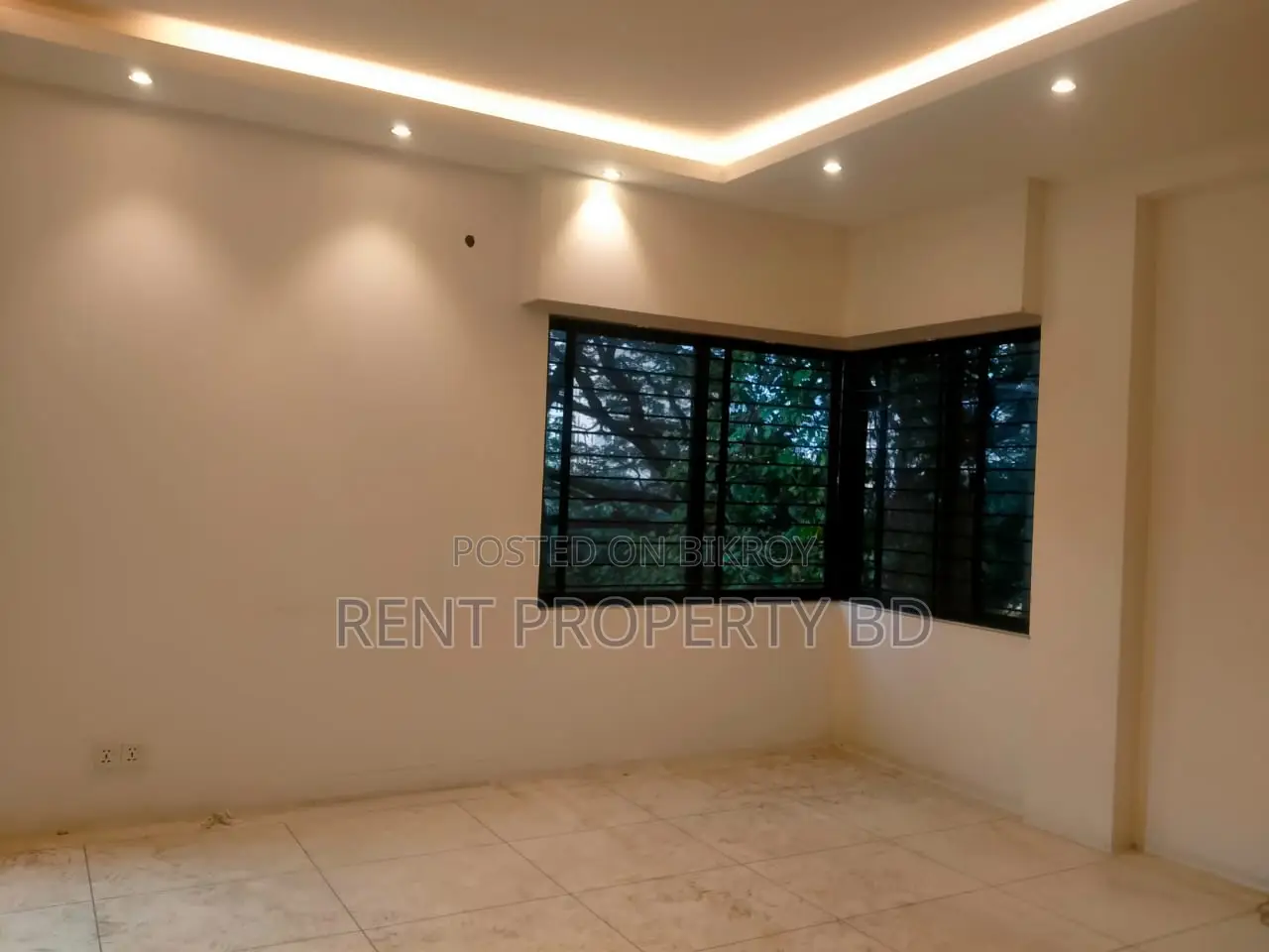 2405 sft office space rent in gulshan in Gulshan