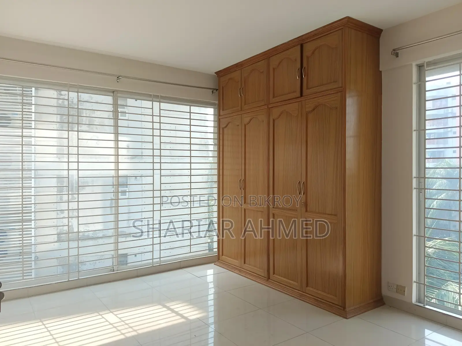 2400 Sqft Un-furnished Apartment For Rent In Gulshan 1 in Gulshan
