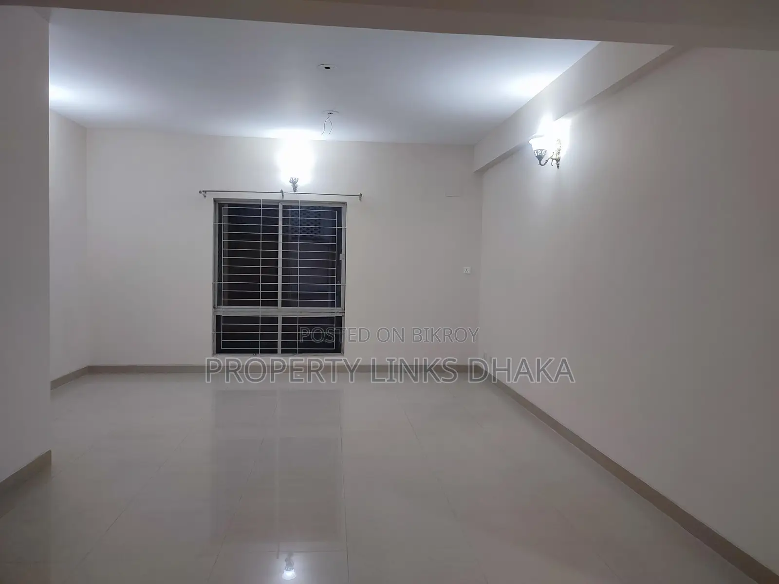 Lake View Flat for Rent in Gulshan-2 in Gulshan