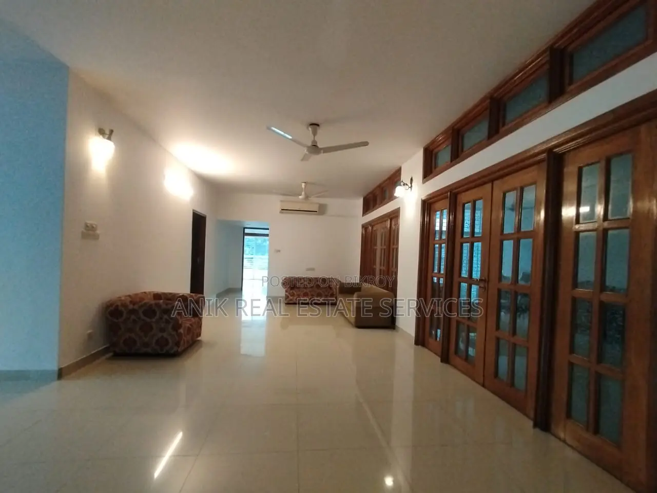 Good Quality 4 Bedroom Semi Farnised Flat Rent In Gulshan North in Gulshan