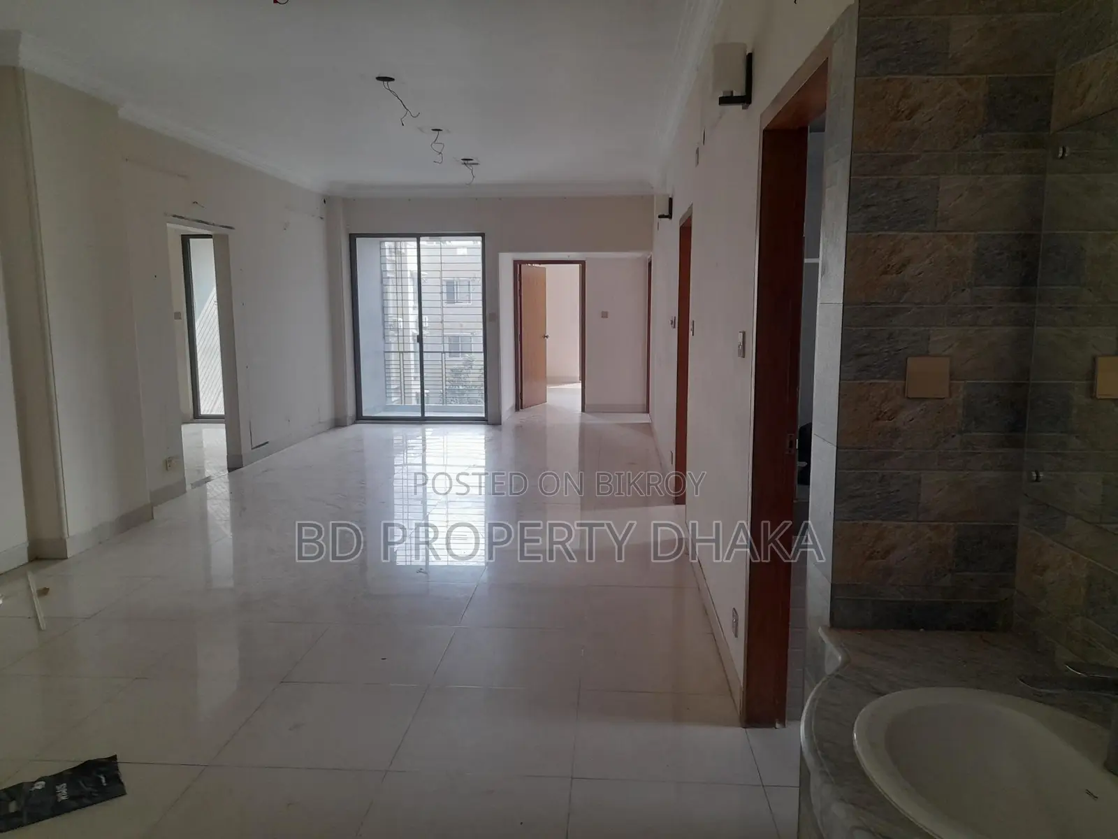 3500sqft Nice Office Space Rent in Banani in Banani