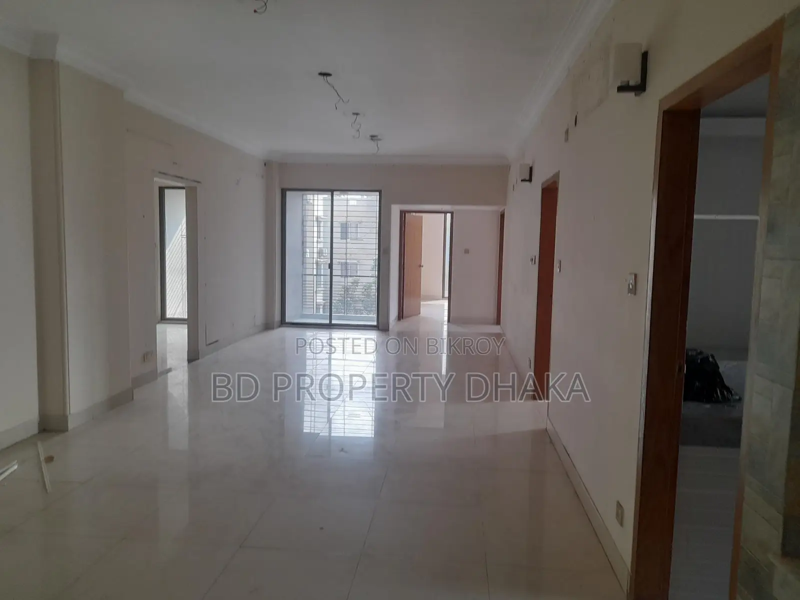 3500sqft Nice Office Space Rent in Banani in Banani