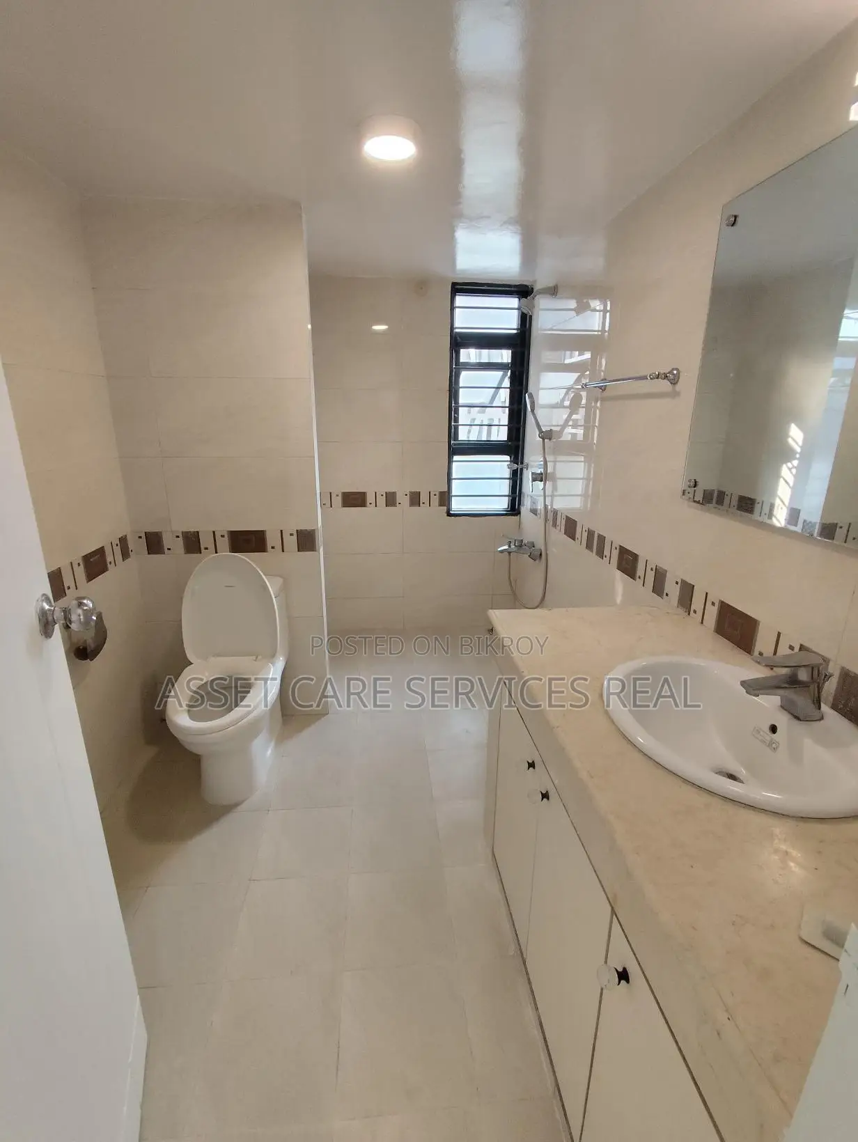 North Gulshan 4-Bedroom Apartment for Rent with Gym and Pool in Gulshan