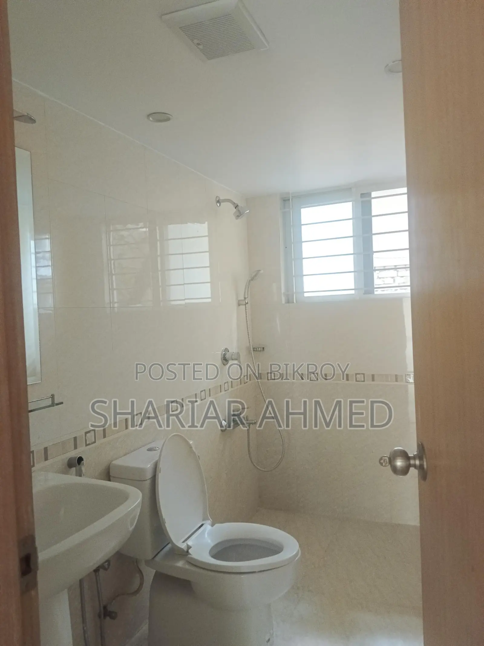 Good Quality 2600 Sqft Un-Furnished Apartment For Rent In Gulshan in Gulshan