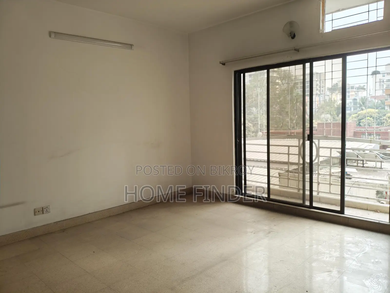 2400 Sqft 3 Bed Un-furnished Apartment For Rent In Gulshan 2 in Gulshan