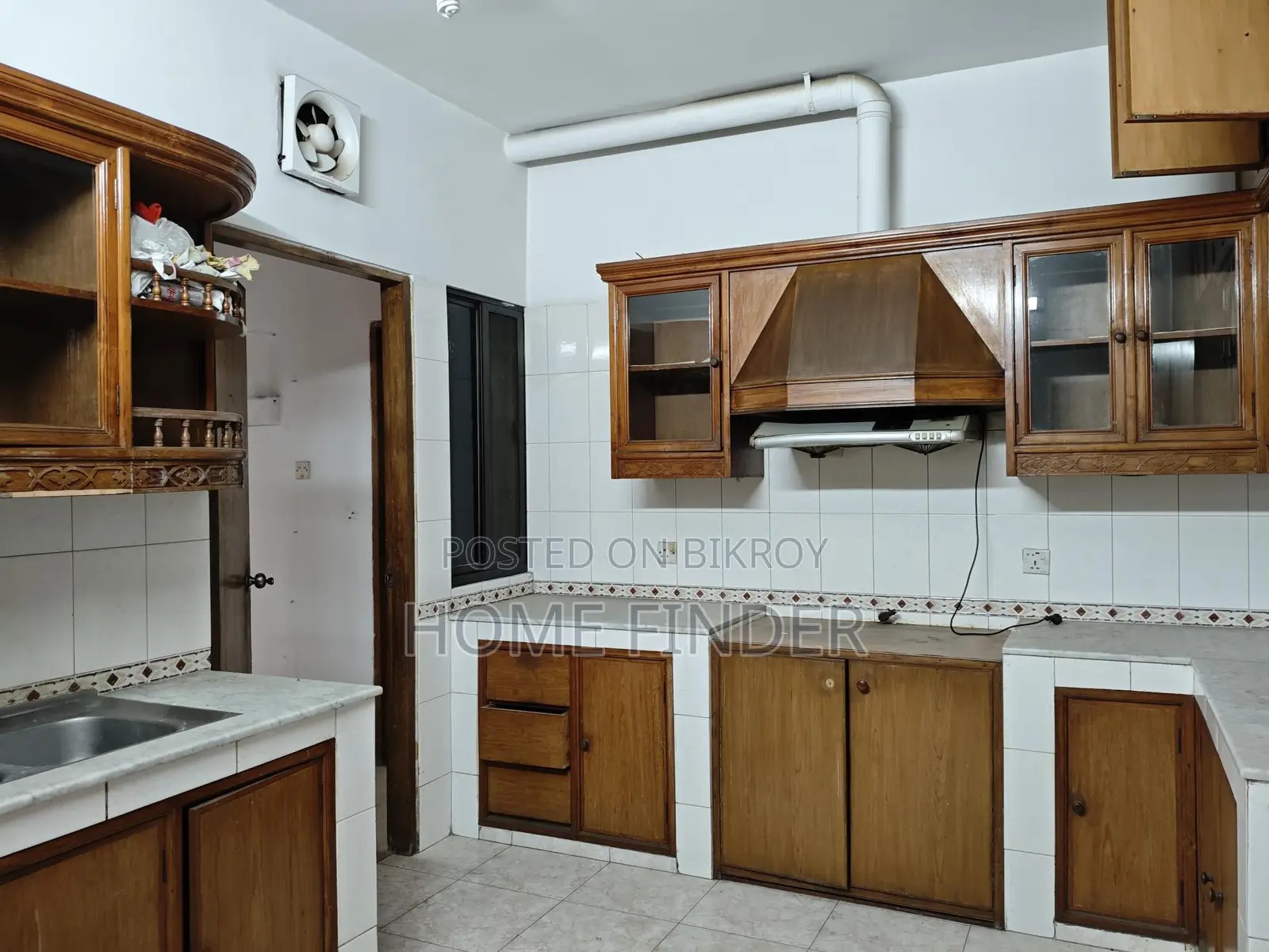 2400 Sqft 3 Bed Un-furnished Apartment For Rent In Gulshan 2 in Gulshan