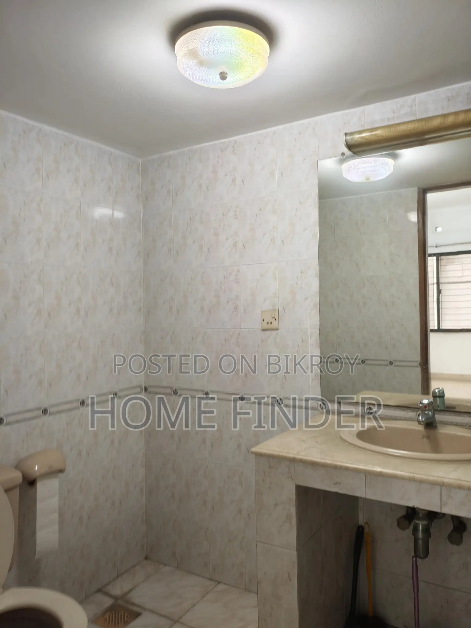 2400 Sqft 3 Bed Un-furnished Apartment For Rent In Gulshan 2 in Gulshan
