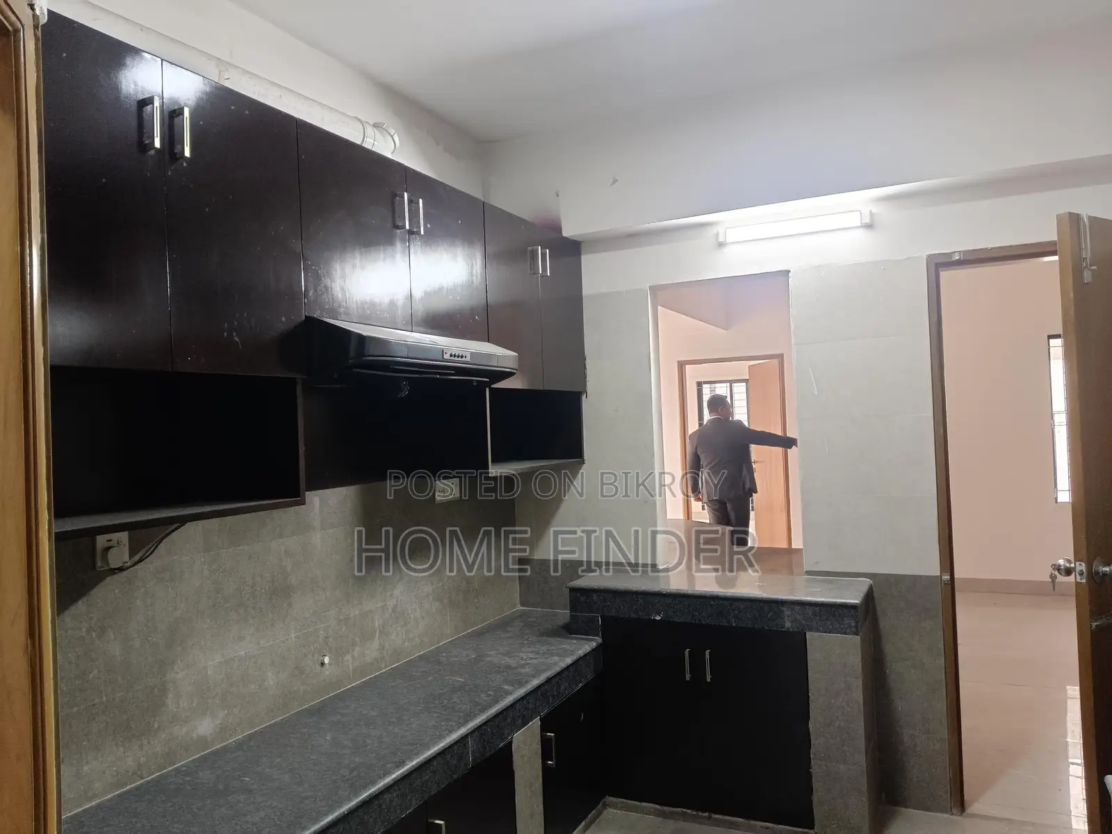 4 Bed 2700 Sqft Un-Furnished Apartment For Rent In Gulshan 1 in Gulshan