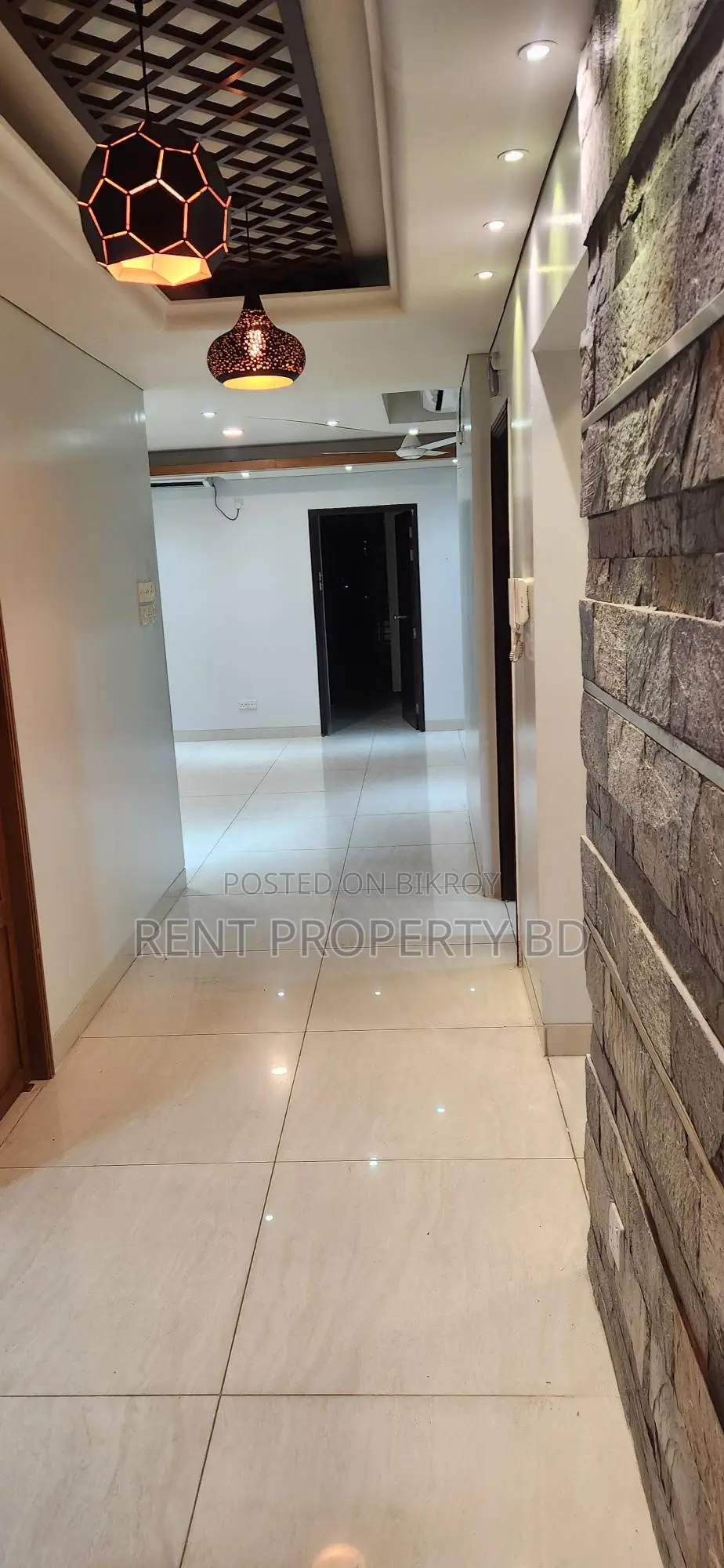2400 sft office space rent in gulshan in Gulshan