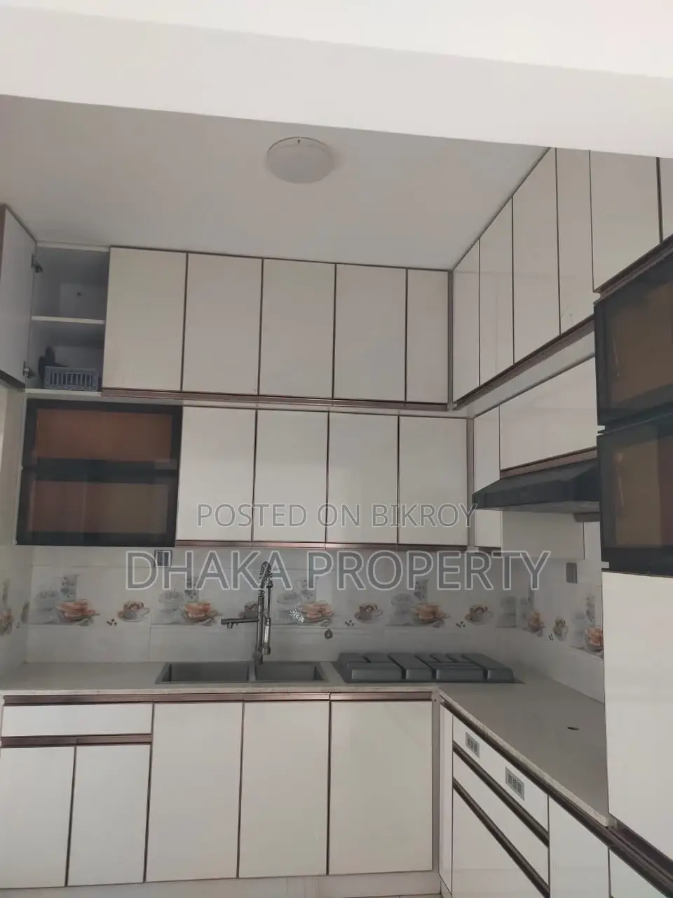 Brand New. Building office rent in Banani in Banani