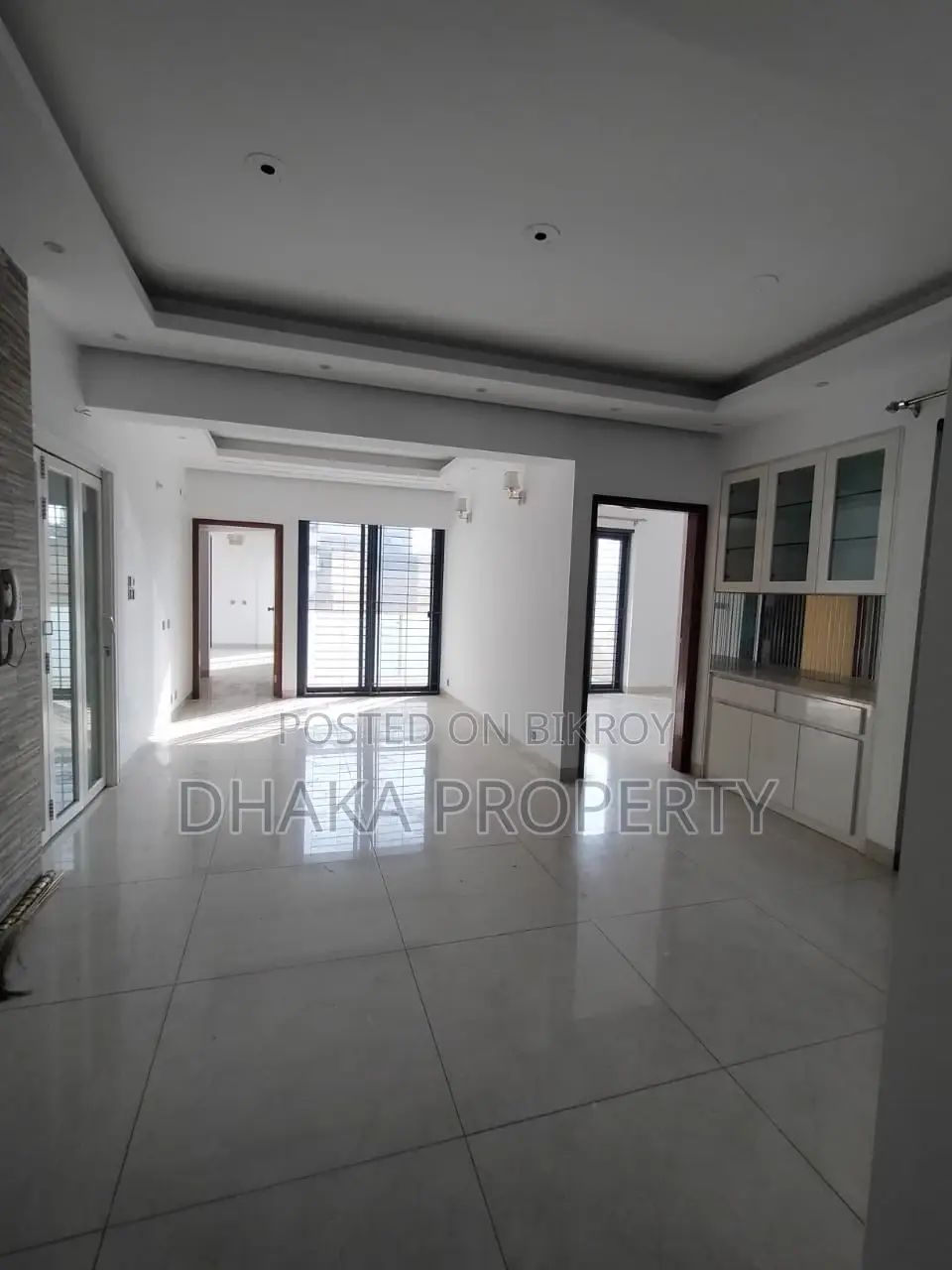 Brand New. Building office rent in Banani in Banani