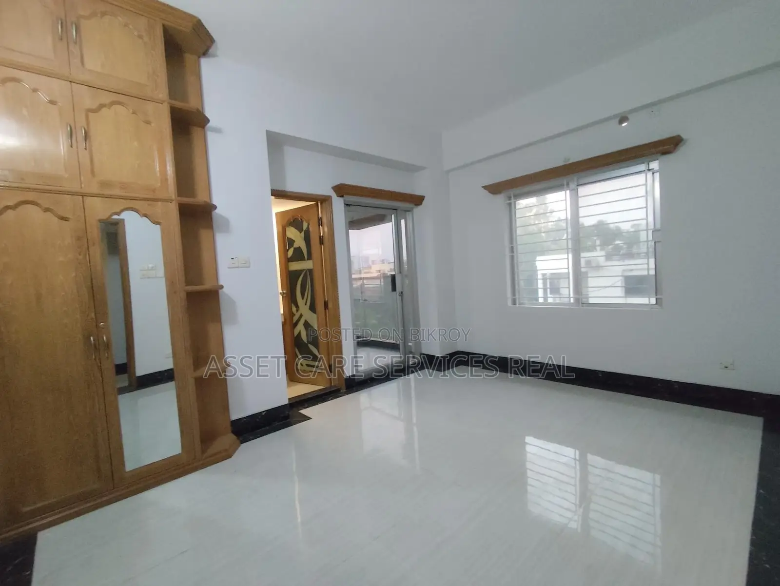 3-Bed Unfurnished Exclusive Apartment for Rent in Gulshan in Gulshan