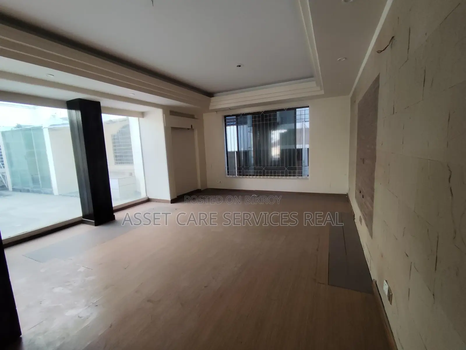 Baridhara Diplomatic Zone Swimming Including Independent House Rent in Baridhara