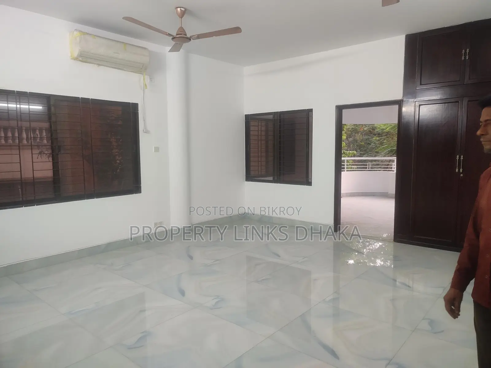 Spacious 4 Bedrooms Semi Furnished Flat for Rent in Gulshan