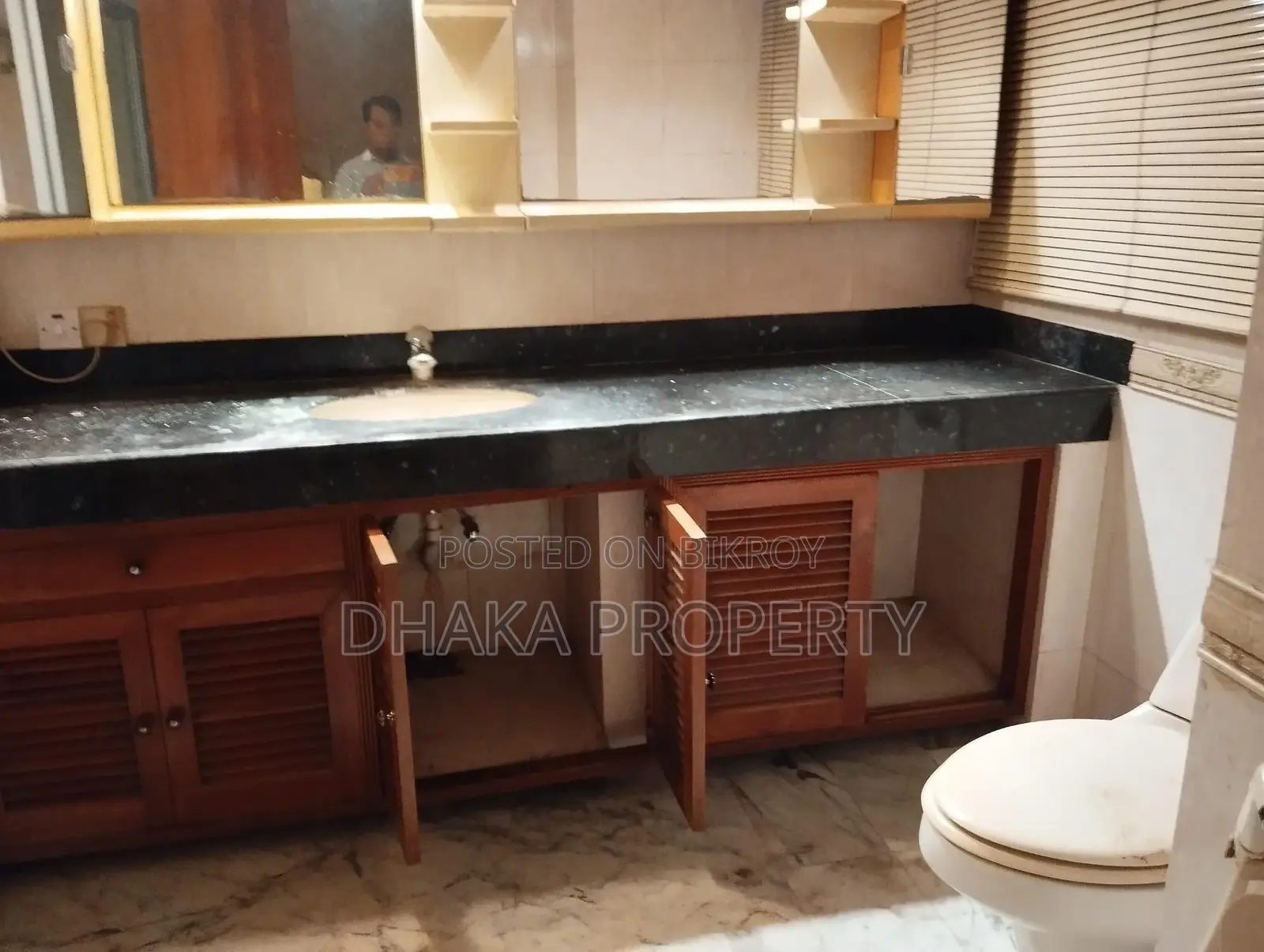 LUXURY SEMI-FURNISHED DUPLEX FLAT FOR RENT IN GULSHAN in Gulshan