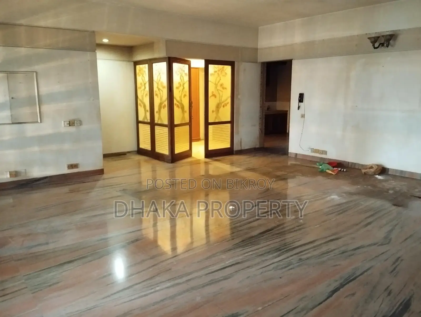 LUXURY SEMI-FURNISHED DUPLEX FLAT FOR RENT IN GULSHAN in Gulshan
