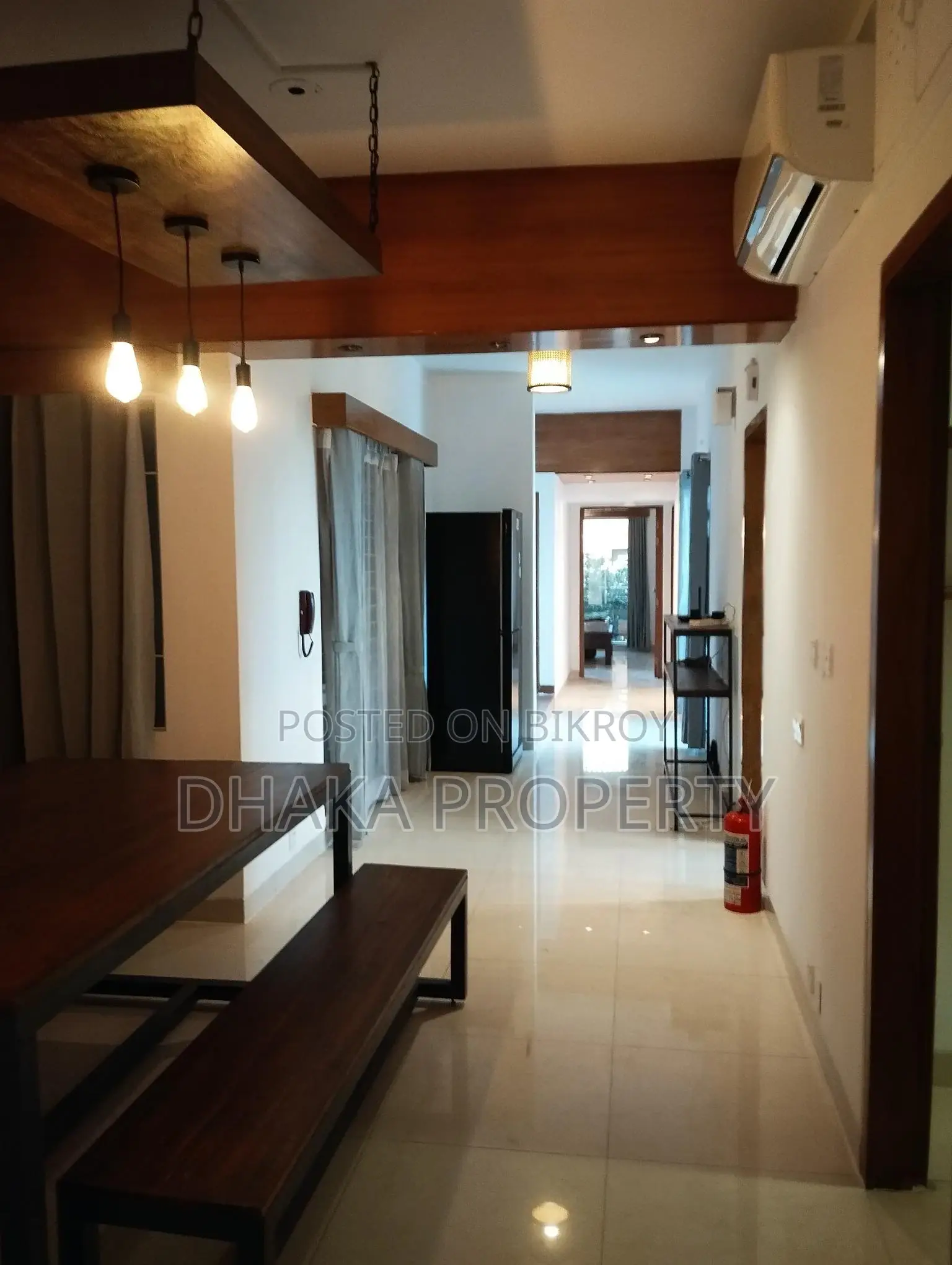 GOOD QUALITY UNFURNISHED FLAT FOR RENT IN GULSHAN in Gulshan