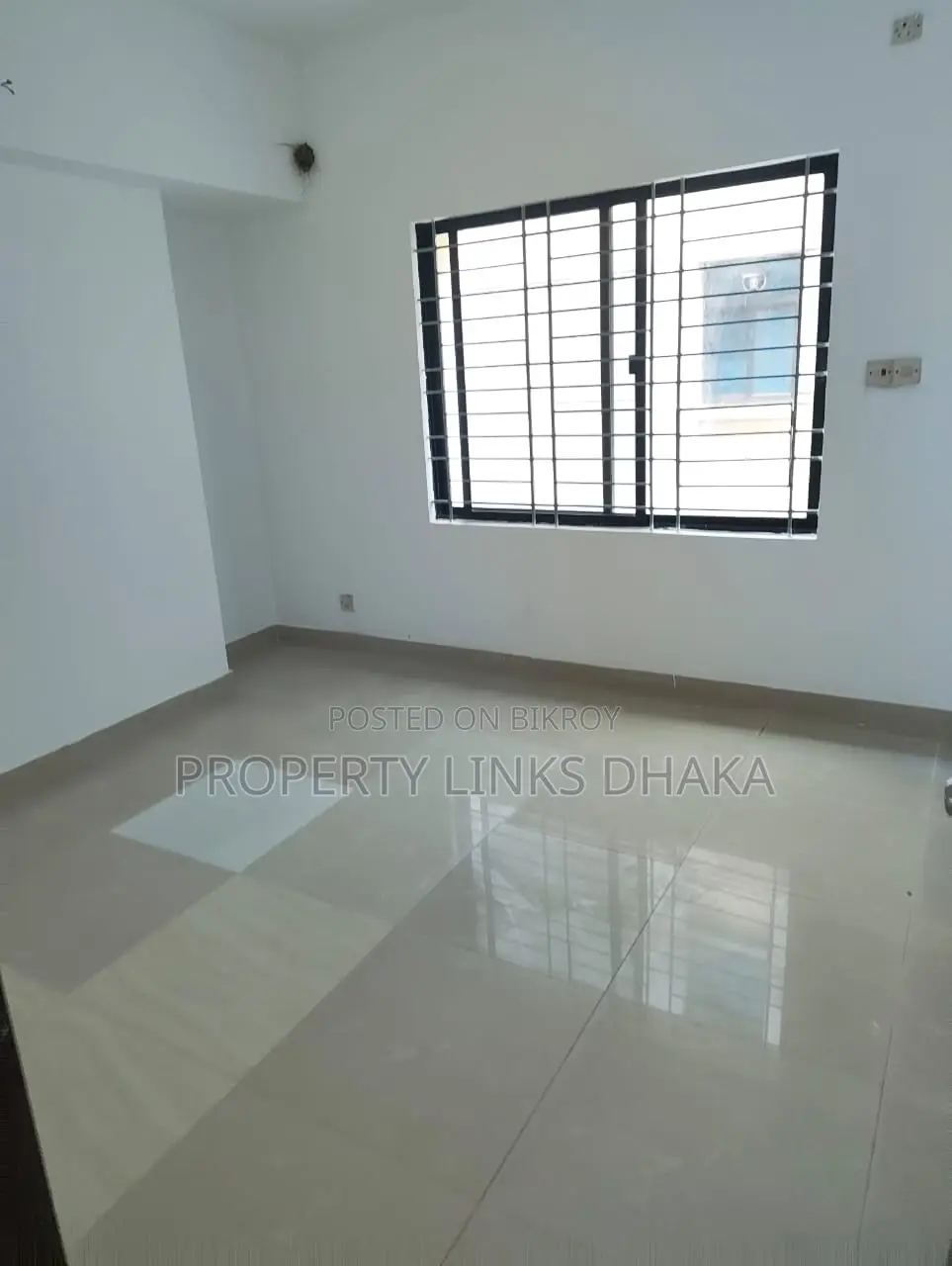 3 bedroom 4 bathroom drawing dining kitchen balcony in Gulshan