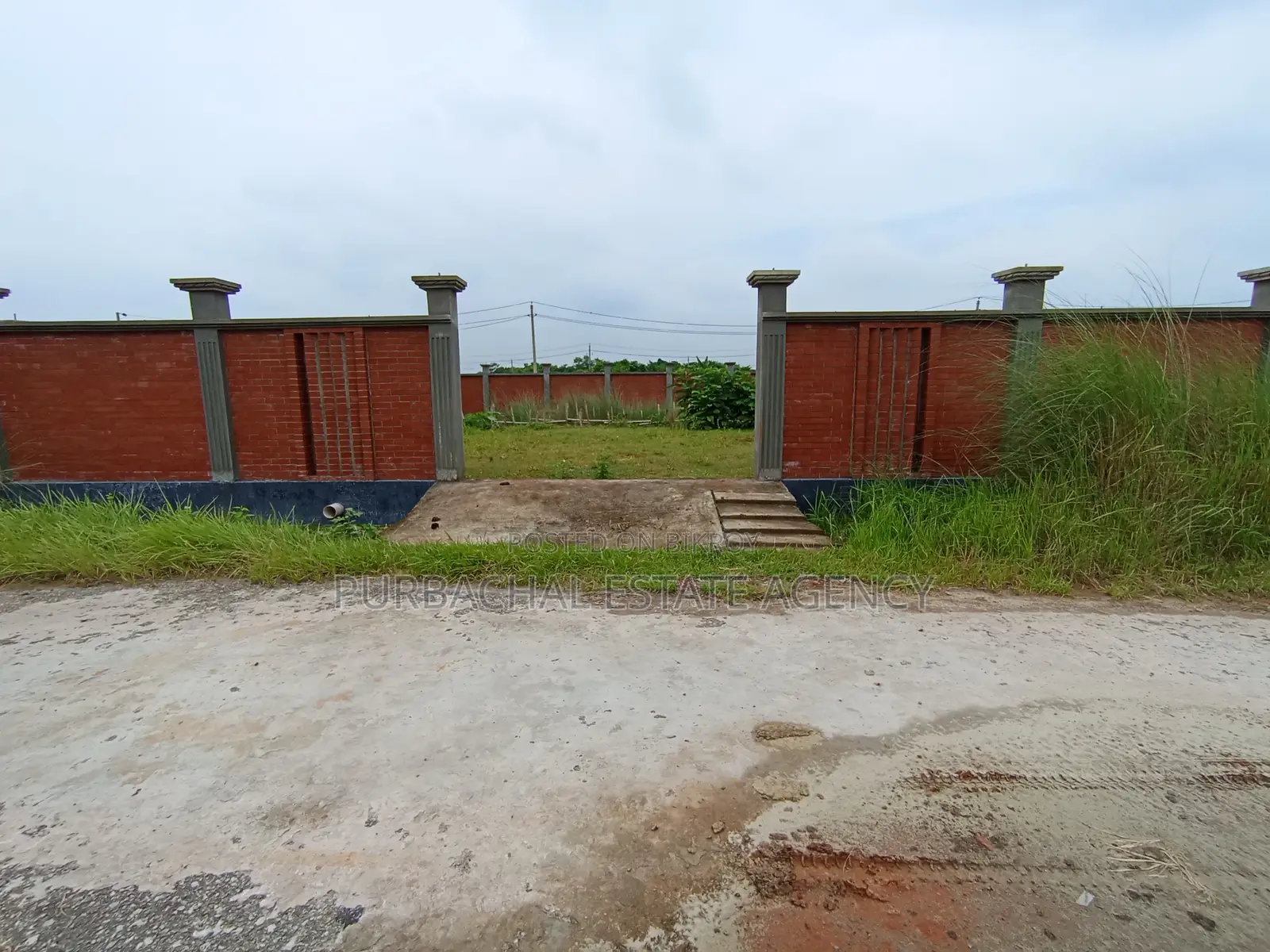 South Facing, 7.5 Katha Plot In Sec#25 in Purbachal