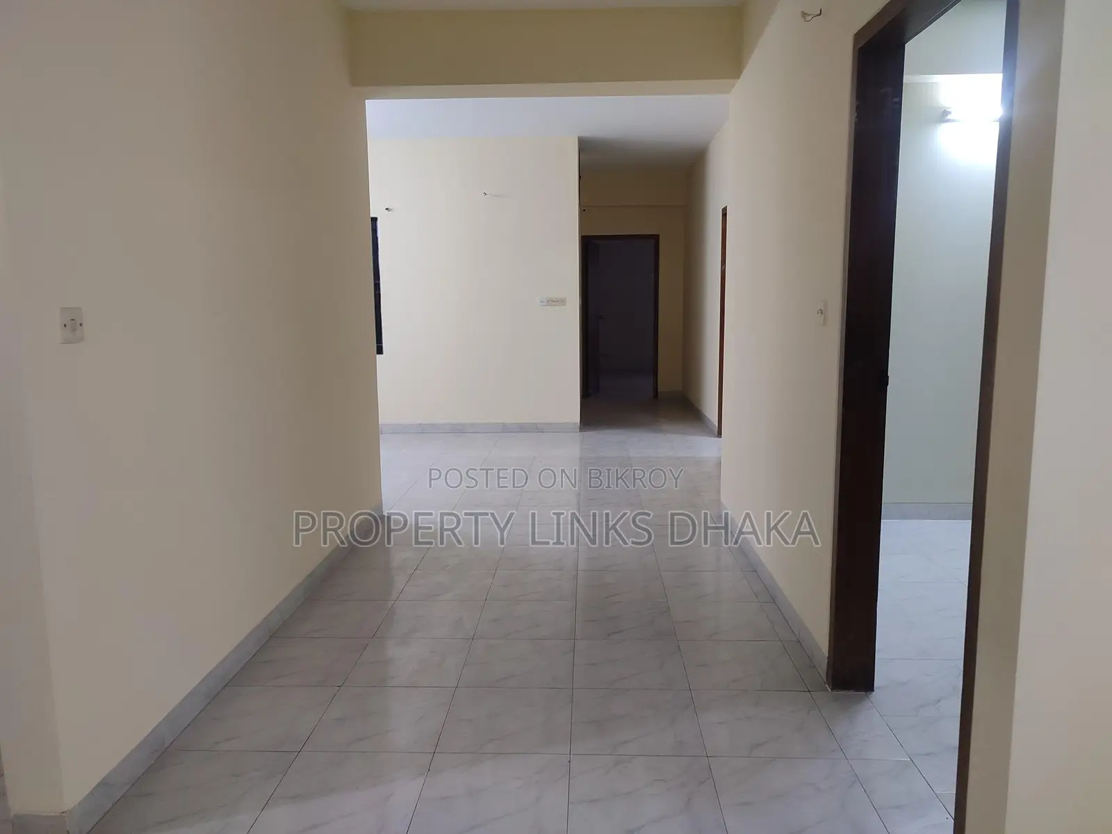 Newly Renovated flat for Rent in Banani in Banani