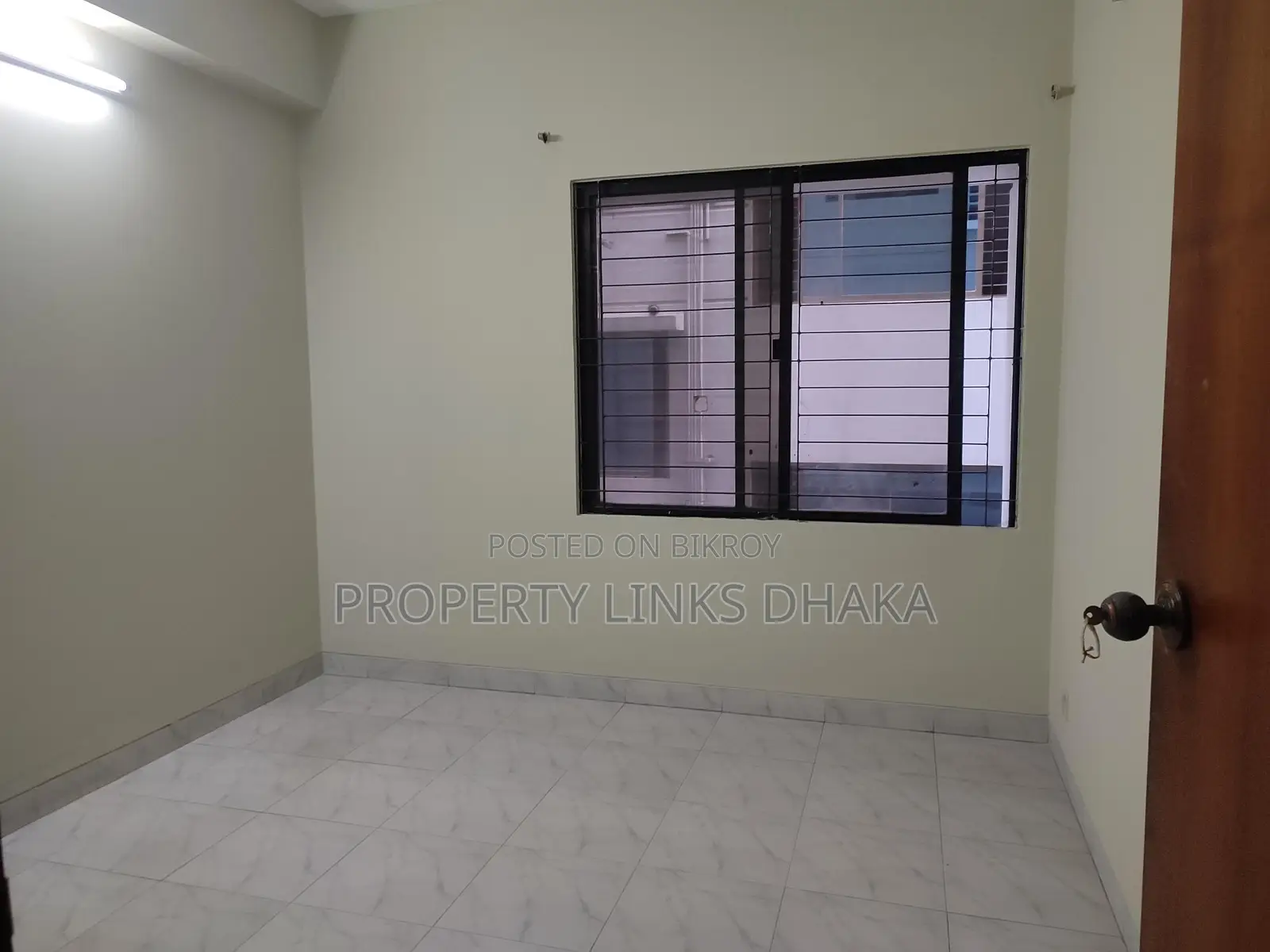 Newly Renovated flat for Rent in Banani in Banani