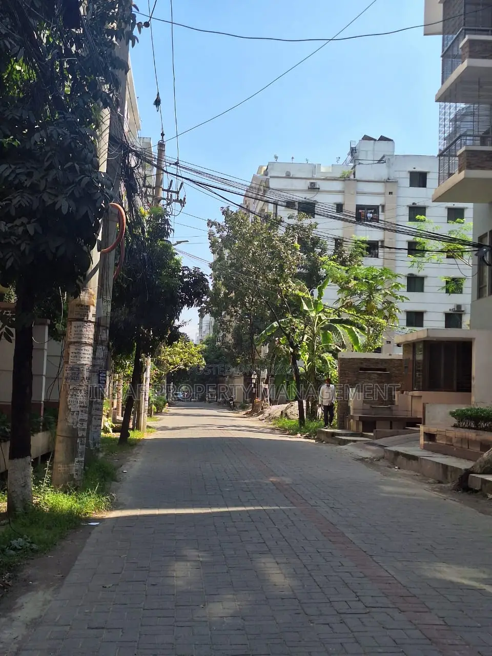 20-Bedroom Apartment for Sale in Bashundhara in Basundhara