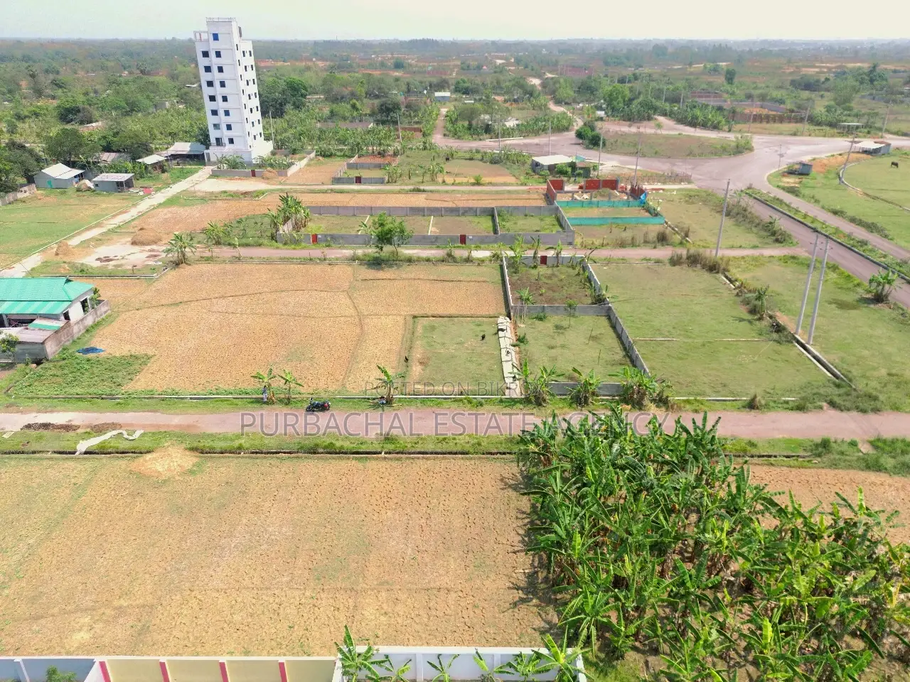 Near 150ft, 5 Katha Plot In Sec#29 in Purbachal