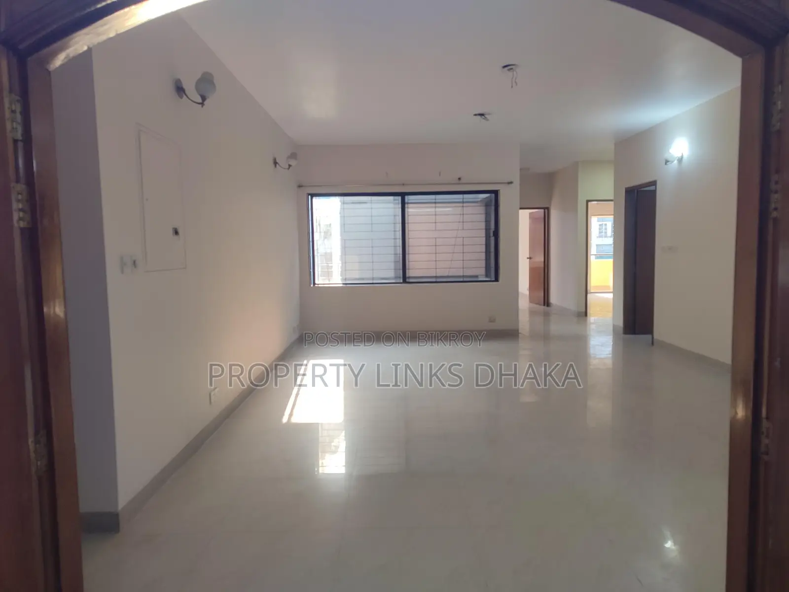 4 Bedrooms Flat For Rent In Banani Near Gulshan Lake Park in Banani