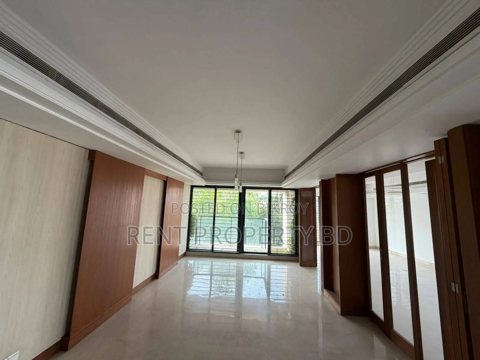 3700 sft Luxury Unfurnished Flat For Rent In Baridhara diplomatic zone in Gulshan