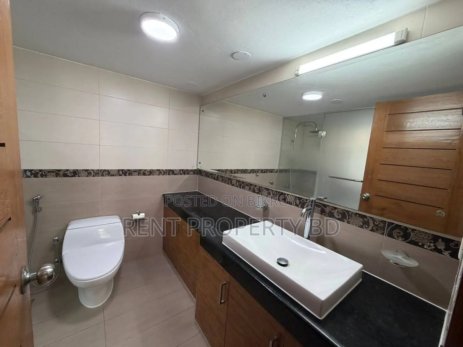 3700 sft Luxury Unfurnished Flat For Rent In Baridhara diplomatic zone in Gulshan